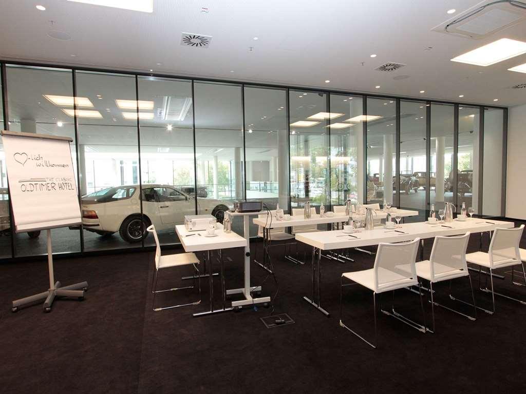 The Classic Oldtimer Hotel Ingolstadt Facilidades foto